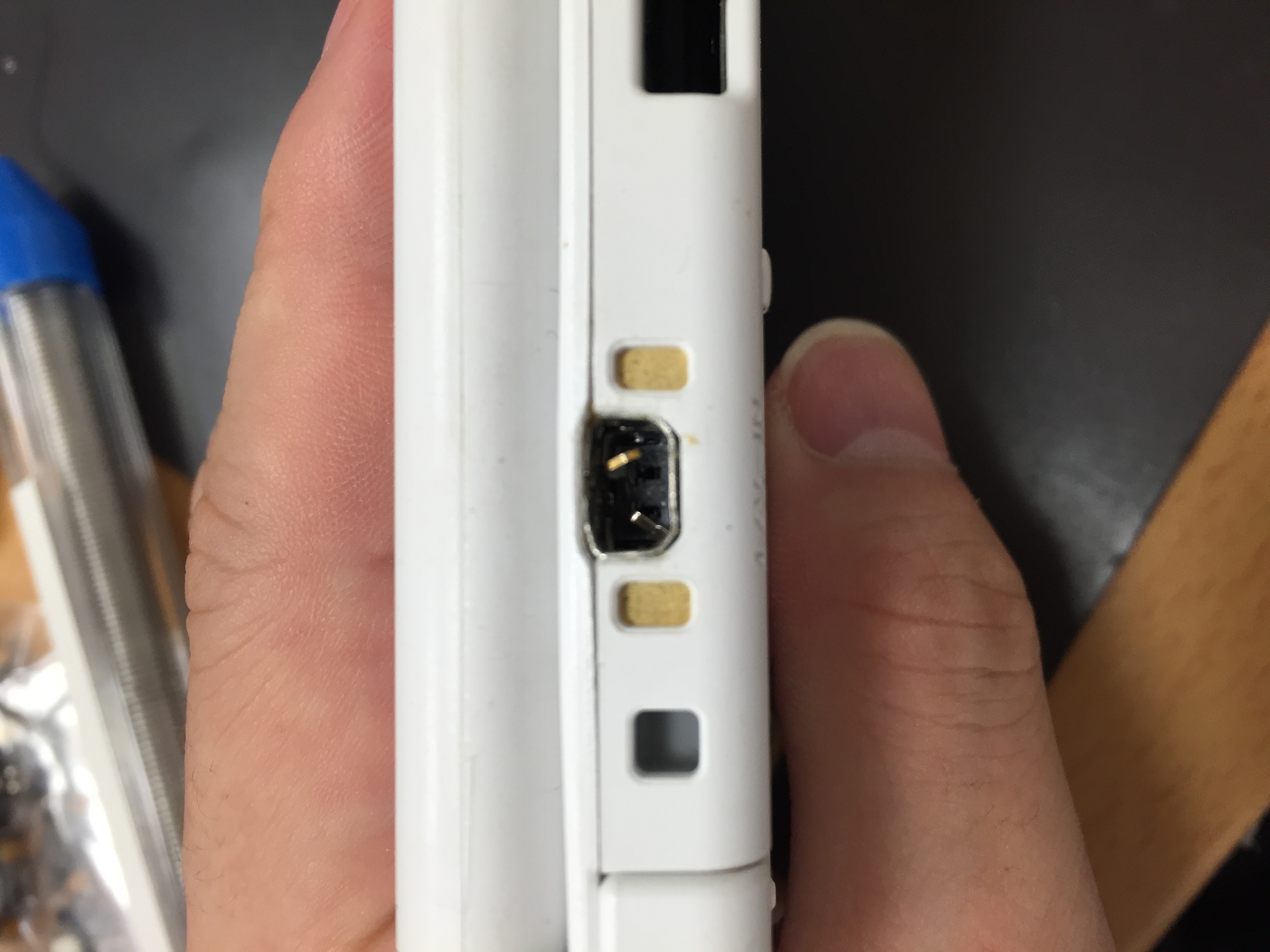 3DS LL充電口交換 | Switch・Nintendo3DS ・ PSP 修理のゲームホスピタル |Switch Nintendo3DS