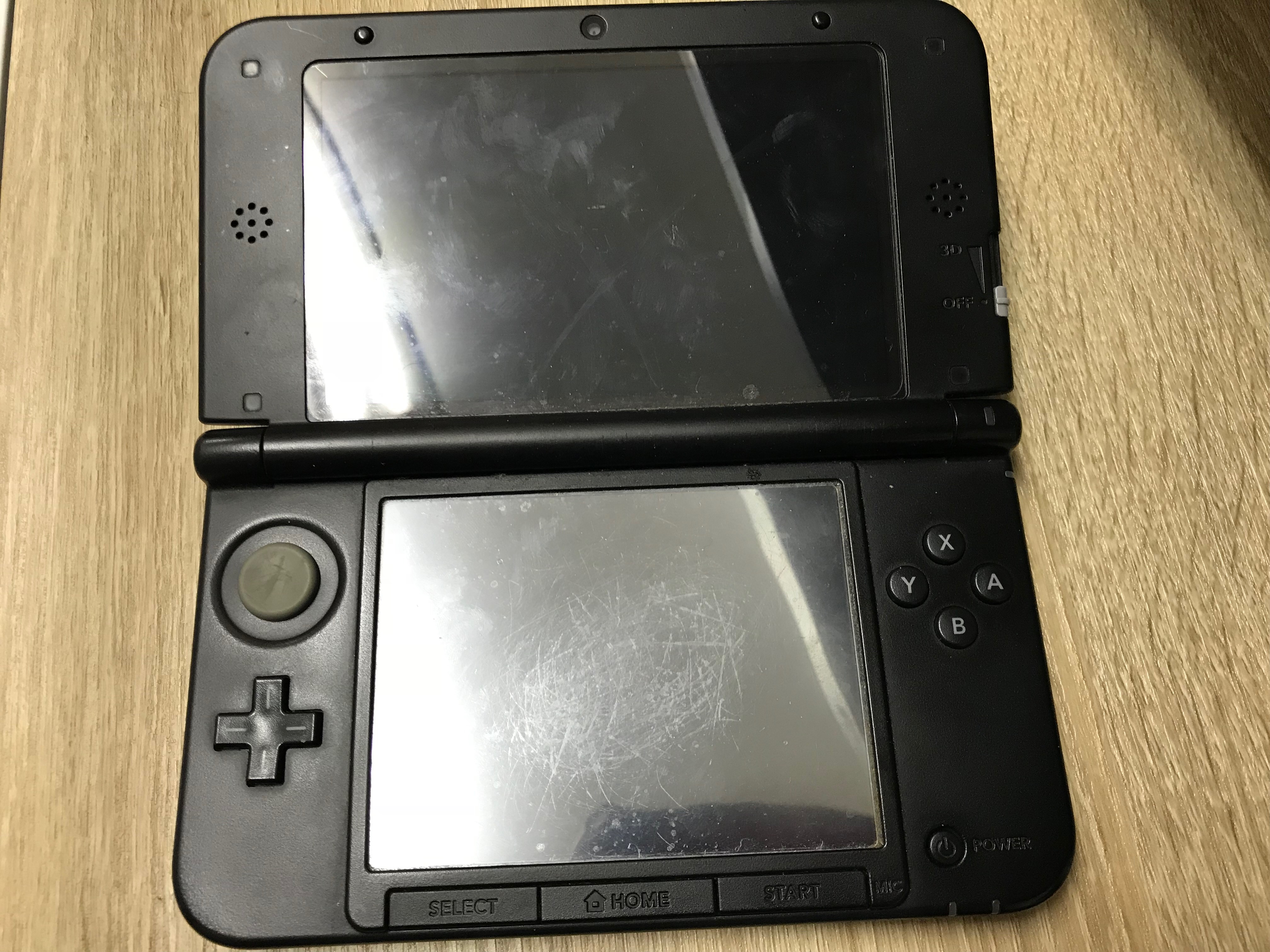 衝撃があると電源が落ちる3dsllの修理 Nintendo3ds Switch Psp 修理のゲームホスピタル Nintendo3ds ニンテンドーds Psp Switch 修理