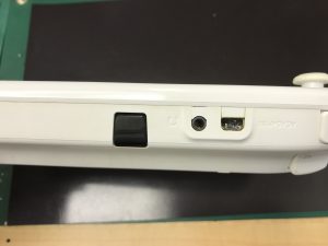 WiiU充電器挿し込み口　修理