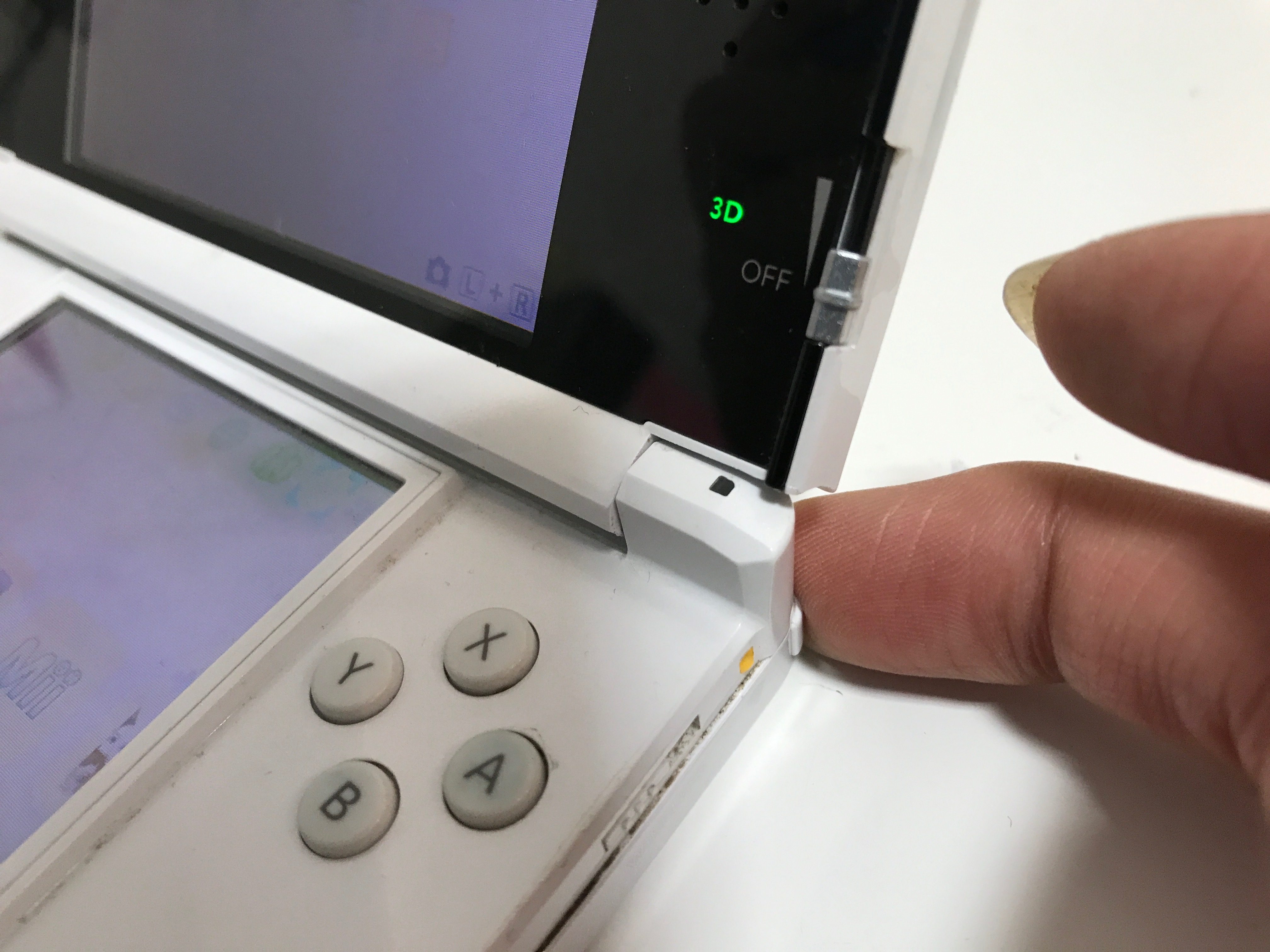 ゲームのし過ぎで 3dsのlrボタンが全く効かない問題を修理しました Nintendo3ds Switch Psp 修理のゲームホスピタル Nintendo3ds ニンテンドーds Psp Switch 修理