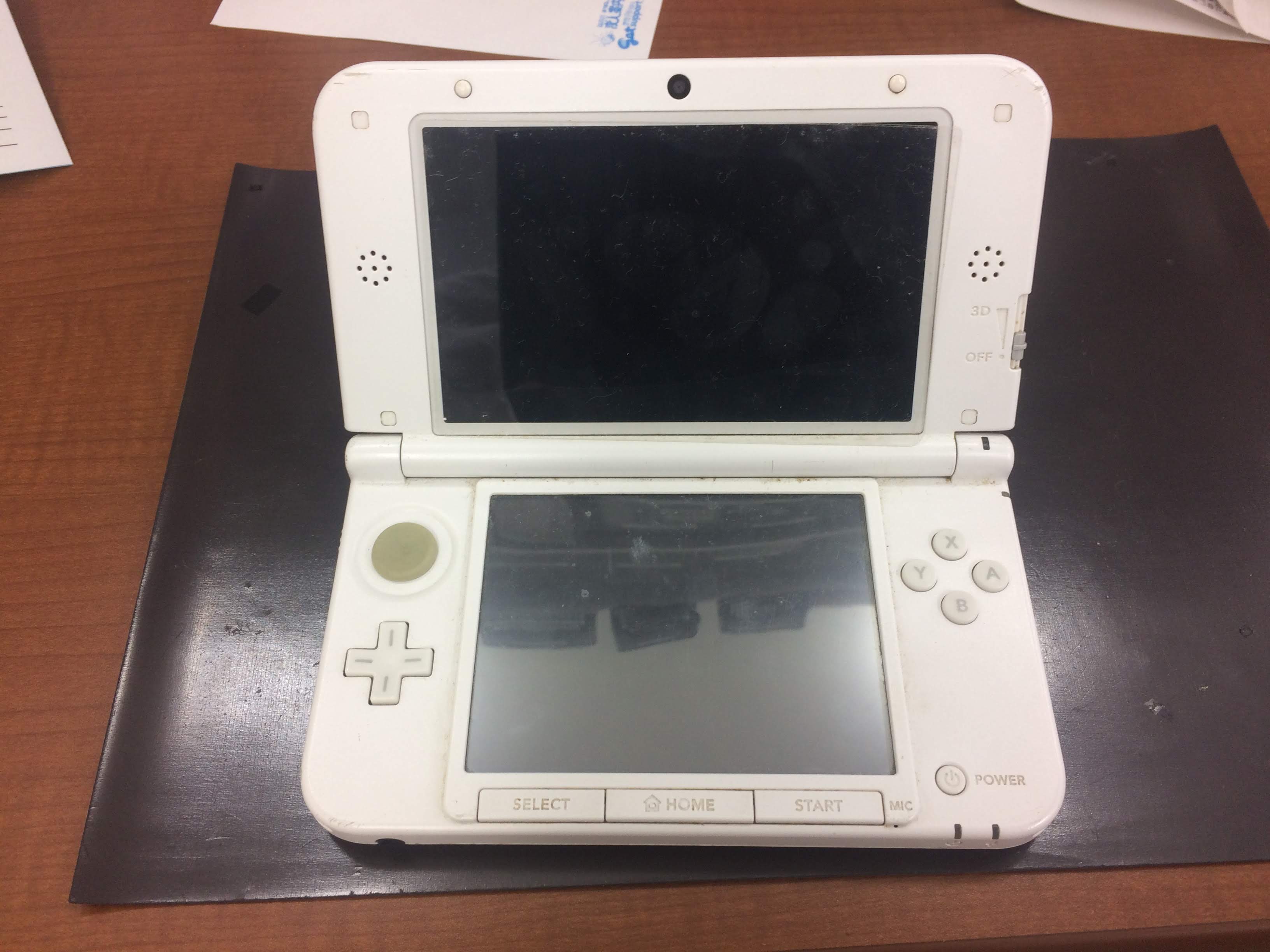 充電ができない 3dsll スマホスピタル熊本店でスピード解決 熊本市西区からご来店 Nintendo3ds Switch Psp 修理のゲームホスピタル Nintendo3ds ニンテンドーds Psp 修理