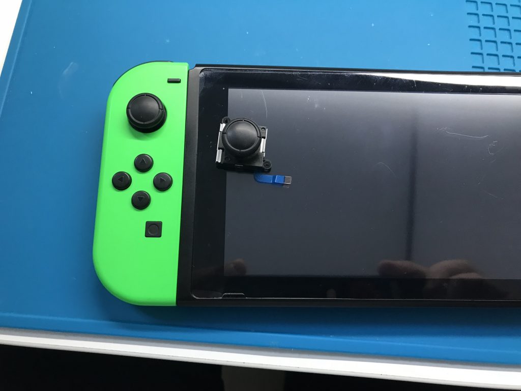 Nintendo Switch　ジョイコン修理