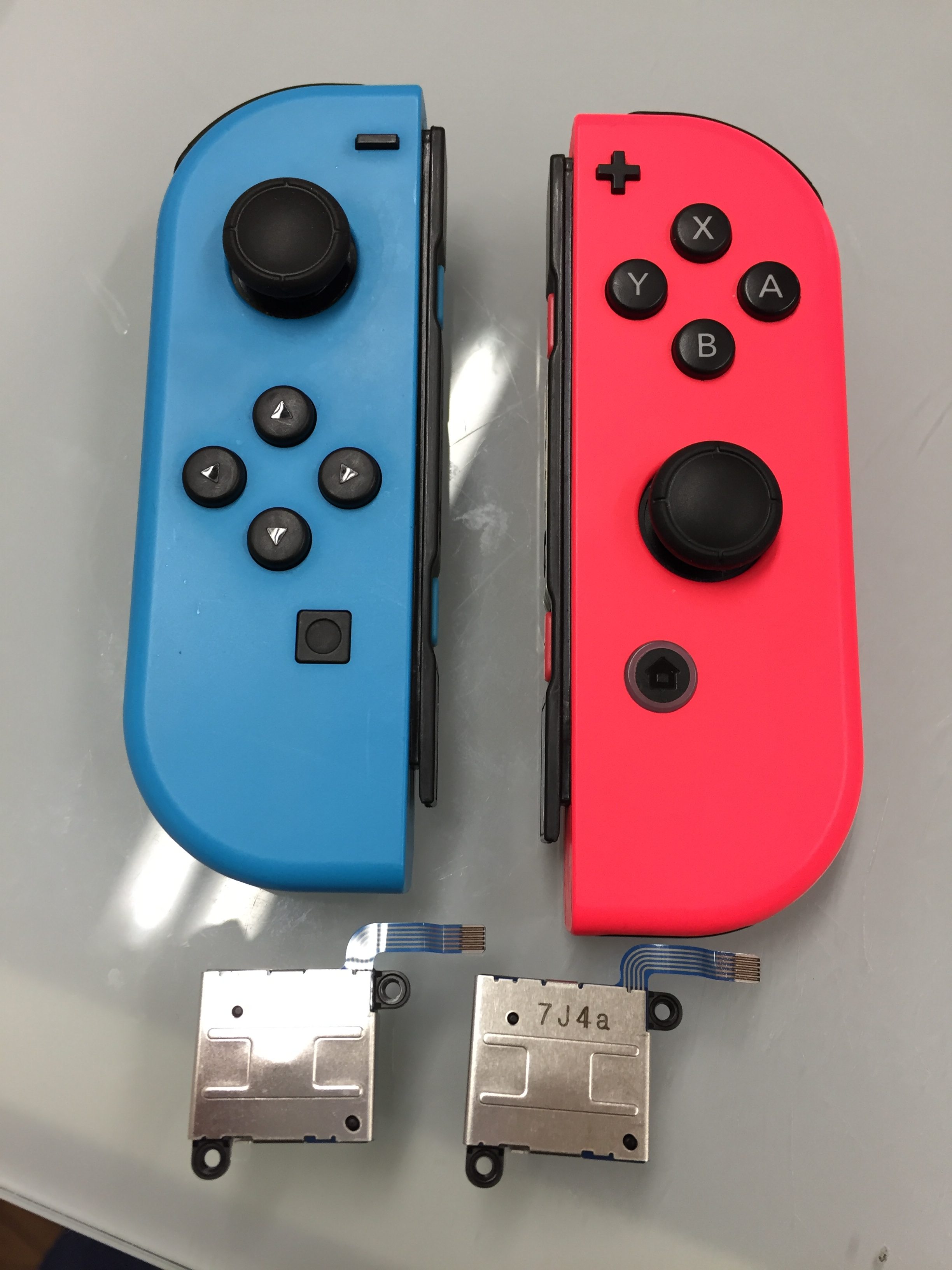 switchジョイコンが誤作動( ﾟДﾟ)そんな時は当店にご相談下さいませ！ | Switch・Nintendo3DS ・ PSP 修理の