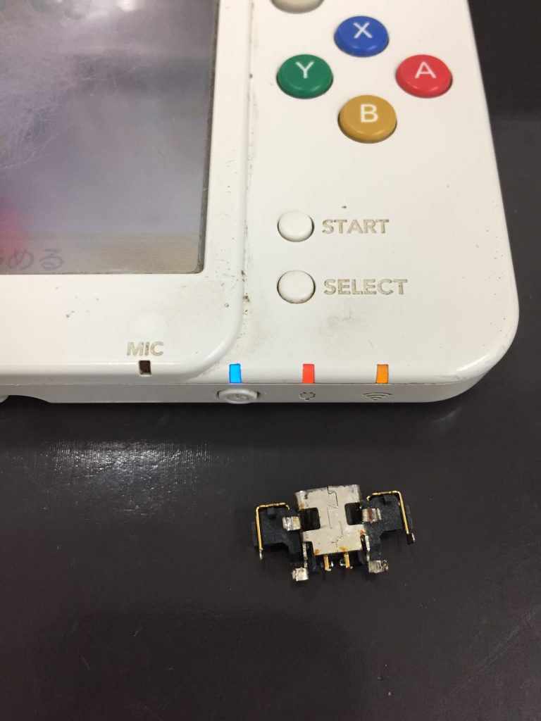 充電できないnew3dsも修理で復活 Nintendo3ds Switch Psp 修理のゲームホスピタル Nintendo3ds ニンテンドーds Psp Switch 修理