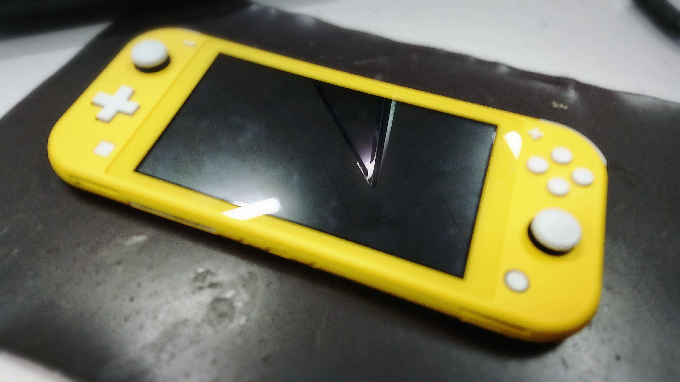 任天堂DSコントローラ黄色