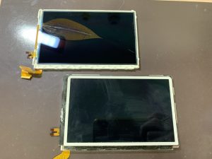 3DSLL LCD Replacement (7)
