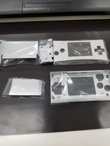 新宿区 ゲームボーイミクロの外装修理を行いました 新宿南口 Switch Nintendo3ds Psp 修理のゲームホスピタル Switch Nintendo3ds ニンテンドーds Psp 修理