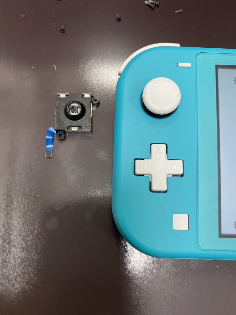 任天堂SwitchLiteの左アナログスティックの修理も即日対応致します！ | Nintendo3DS ・Switch・ PSP 修理のゲーム