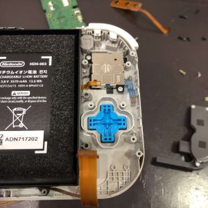 Switch Lite アナログスティック　不具合　故障　交換　修理