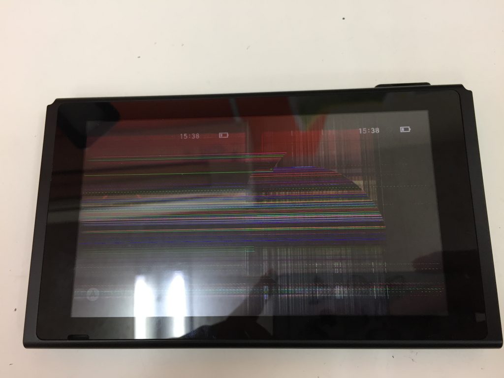 任天堂switch 液晶の表示不良 そんな時も 画面交換 Switch Nintendo3ds Psp 修理のゲームホスピタル Switch Nintendo3ds ニンテンドーds Psp 修理
