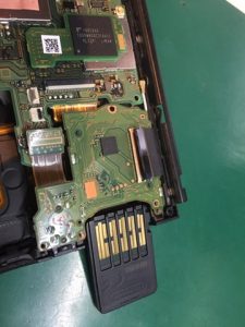 Nintendo Switch ソフトトレー　修理
