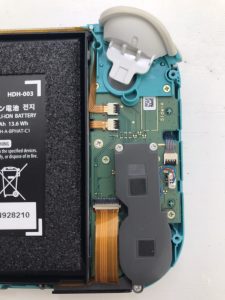 Nintendo Switch Lite液晶画面交換修理３
