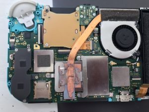 Nintendo Switch Lite液晶画面交換修理１