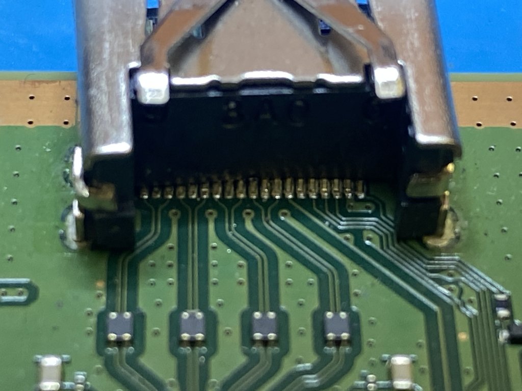 PS4 HDMIソケット修理