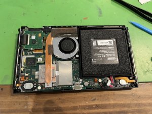Switch分解の様子